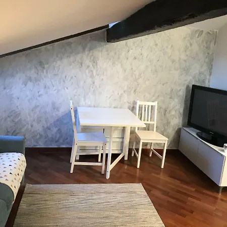 Holiday home Mansardina Sole E Luna *